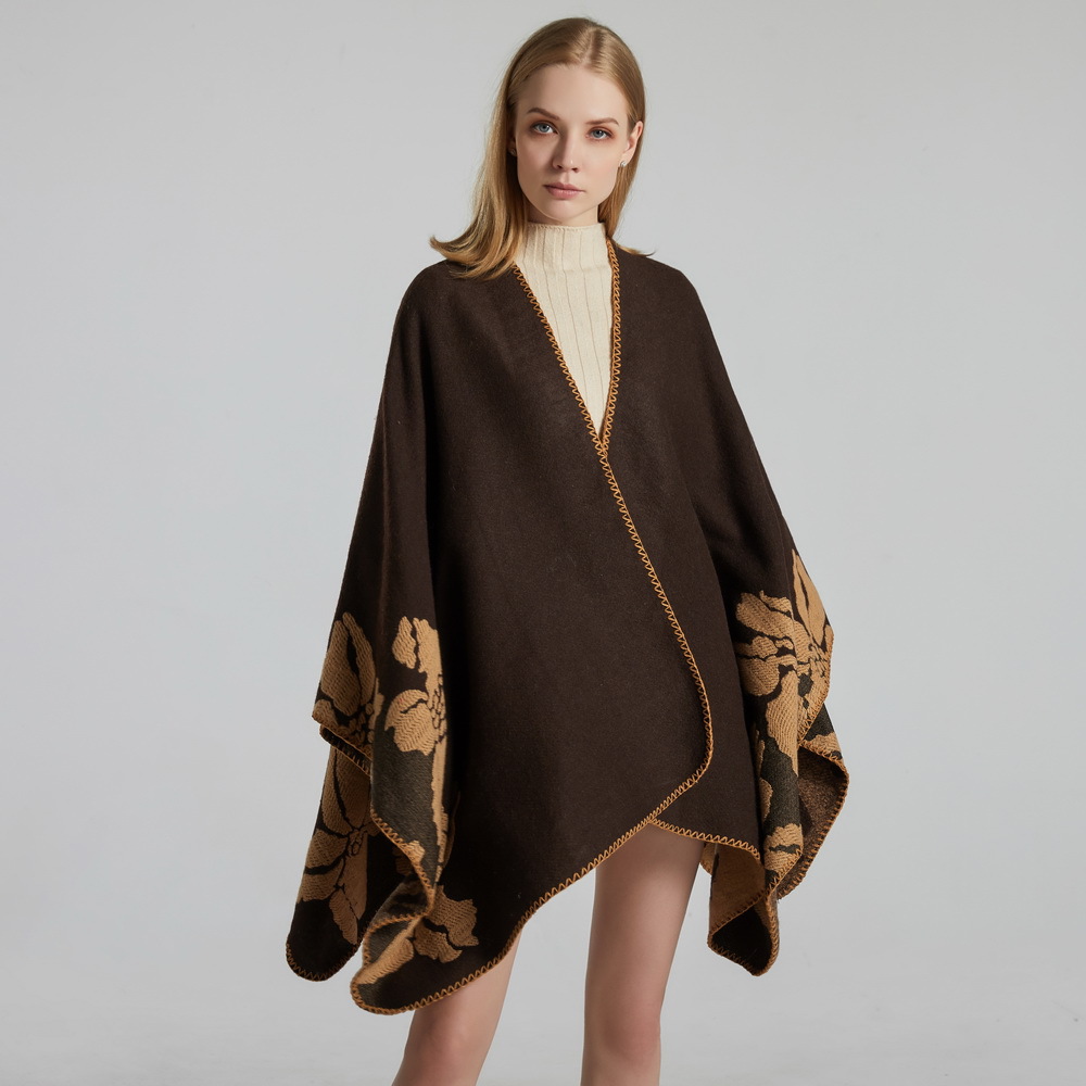 Fashionable retro cloak
