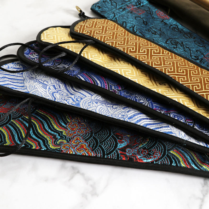 Bolsa de ventilador de estilo chino para hombre cubierta de ventilador antiguo accesorios de embalaje de ventilador cubierta de ventilador de brocado para hombre bolsa de ventilador plegable al por mayor