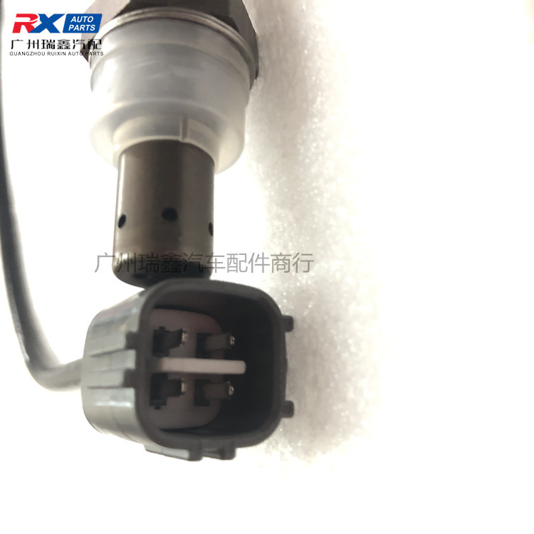 Adecuado para Toyota Alpha sensor de oxígeno trasero viejo ELFA 89465-30610