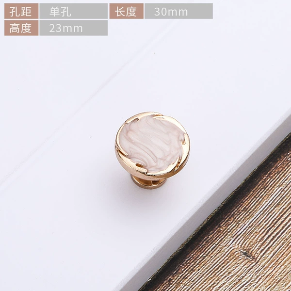 Single hole-white amber