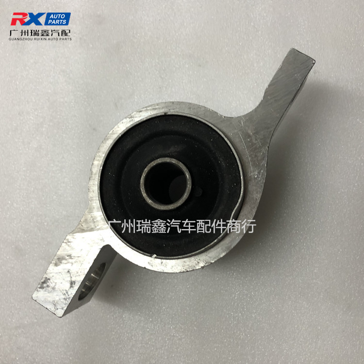 Conveniente para Toyota Crown GRS182 una manga más baja del caucho de la suspensión 48076-30020 48075-30020