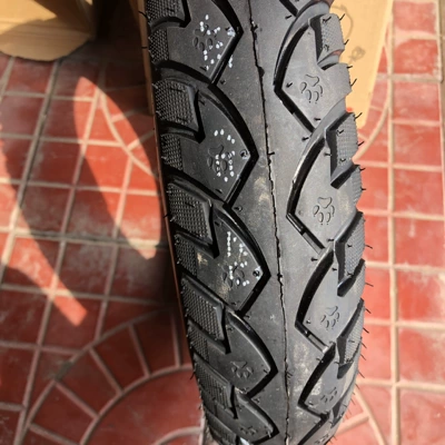 Elektrikli avtomobil şinləri Tires 300-10
