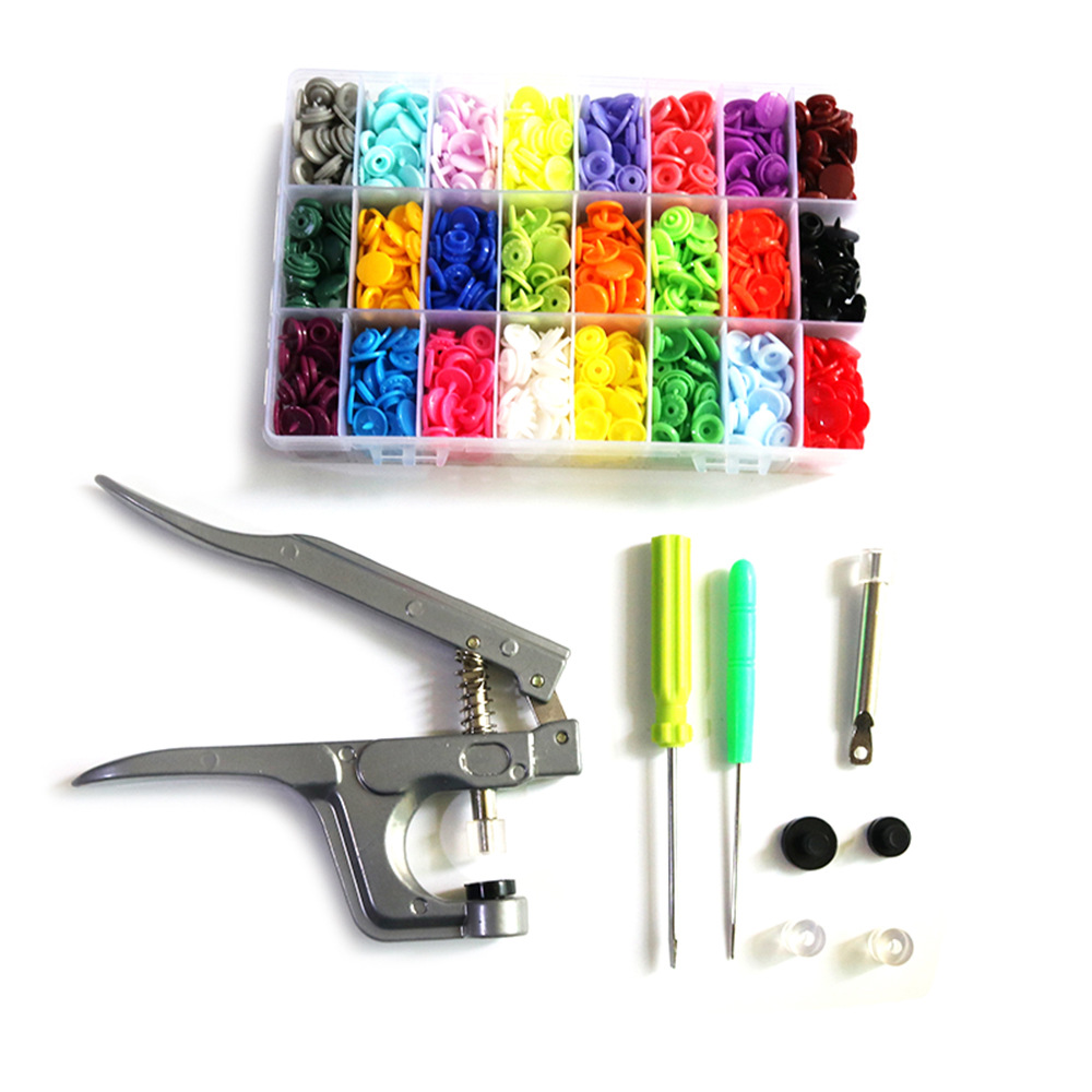 Resina de nylon plástico niños T3T5 Snap herramienta traje color redondo botón Snap caja bolsa