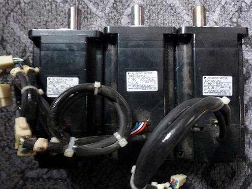 安川电机SGM-02B312B/SGM-A3B314、SGML-04AF14、SGME-08AF14