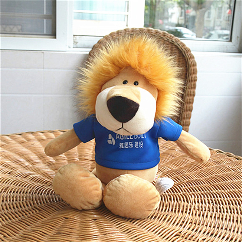 Fábrica de procesamiento de regalos personalizados de Año Nuevo, recuerdos de juguetes de peluche, muñecas, almohada, manta, logotipo corporativo