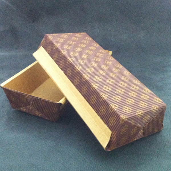 PT 150  现货新款波纹盒-蛋糕烤盘纸质  蛋糕烤盘 瓦楞纸盒