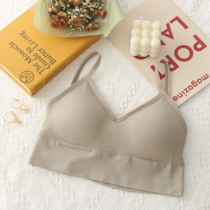 La ropa interior de niña japonesa en forma de U Cruz belleza correa trasera envuelta en el pecho verano nueva celebridad de Internet mismo estilo ropa interior inalámbrica