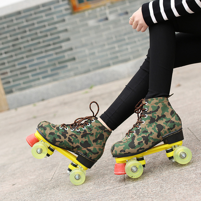 2017 Nuevo camuflaje doble fila patines adultos hombres y mujeres flash rueda modelo en miniatura proyecto inspección Nansha