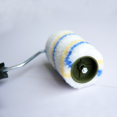 Source manufacturer Little thumb single yellow roller 4-inch hot melt technology Yellow and blue strip chemical fiber long hair small roller brush