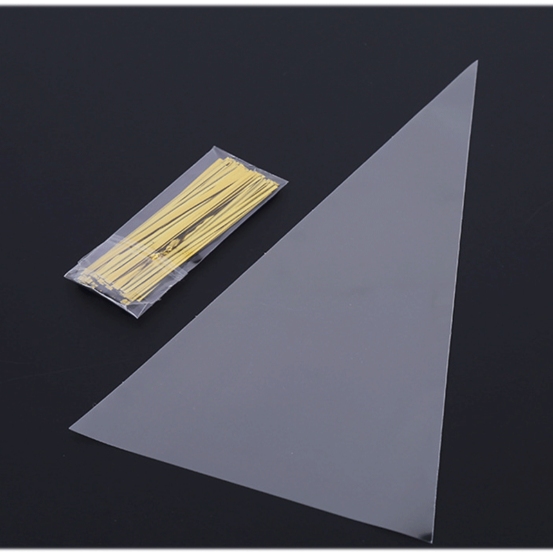 En stock OPP triángulo bolsa de alimentos para hornear dulces bolsa cono de helado de chocolate caramelo bolsa de embalaje de palomitas de maíz