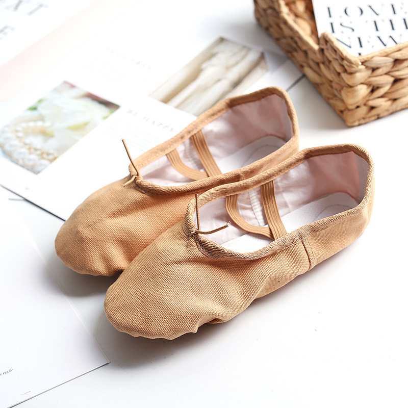 Zapatos de baile para niños Zapatos de ejercicio de suela blanda para mujer Zapatos de garra de gato de yoga Zapatos de baile para adultos rojos Zapatos de ballet blancos