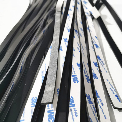 供应自粘橡胶条 黑色防震防滑硅橡胶长条 定制各种规格门窗防撞条|ru