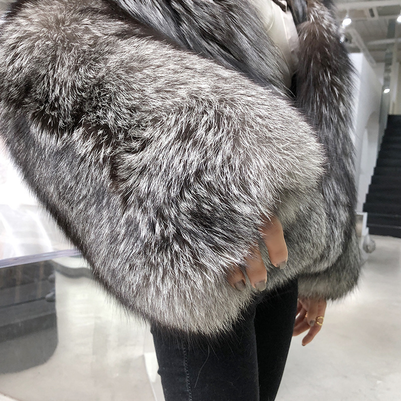 Women's Short Fur Coat, Fashionable Faux Fox Fur Whole Skin Coat, New Autumn/Winter 2026 Style, Haining