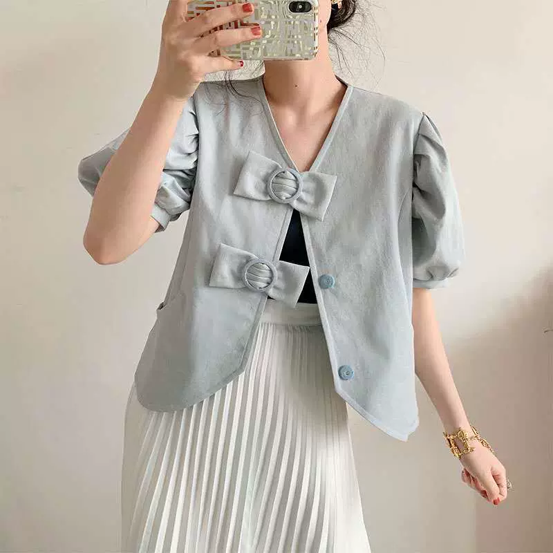 百褶裙两件套v领短款泡泡袖蝴蝶结宽松上衣2023春夏款设计感小众