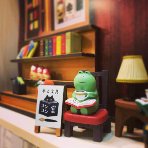 Japanese goods zakka fox hall bookstore series cat bookshelf miniature shooting scene handicraft small ornaments