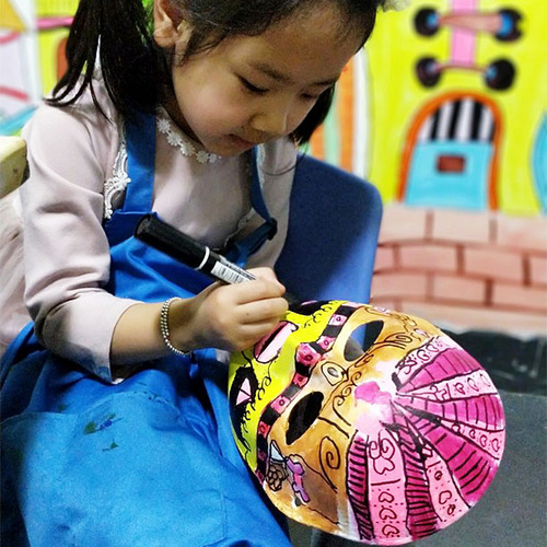 Halloween DIY blank face mask, white Peking Opera horse scooper children's painting white base hand-painted paper pulp mask for girls