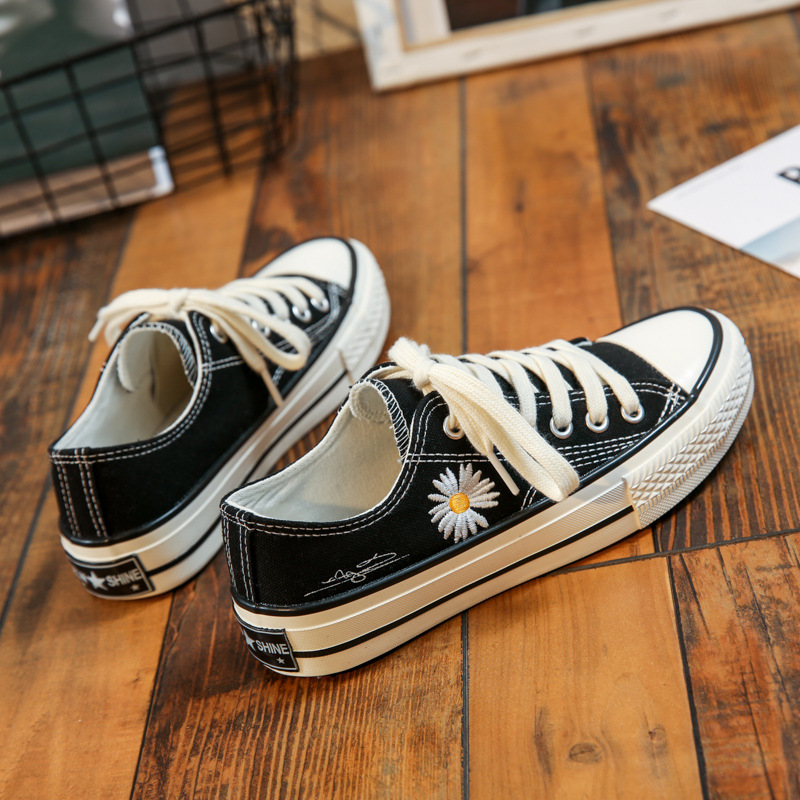 Daisy Low-top Canvas Shoes Female Students Korean Style 1970s Retro All-match Women's Shoes GD Same Style Instagram Style Board Shoes Trendy