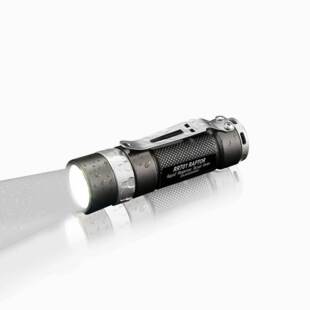 JETBeam������RRT01�o�O�{����늴ŭh���EDC�������Ͳ��/ů��