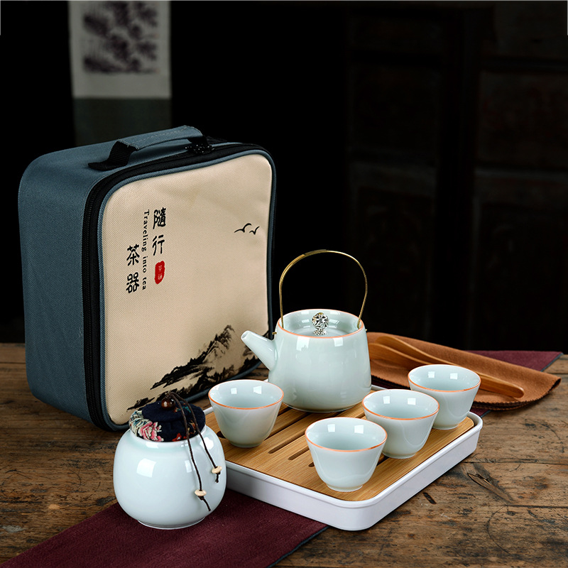 Tea set for traveling