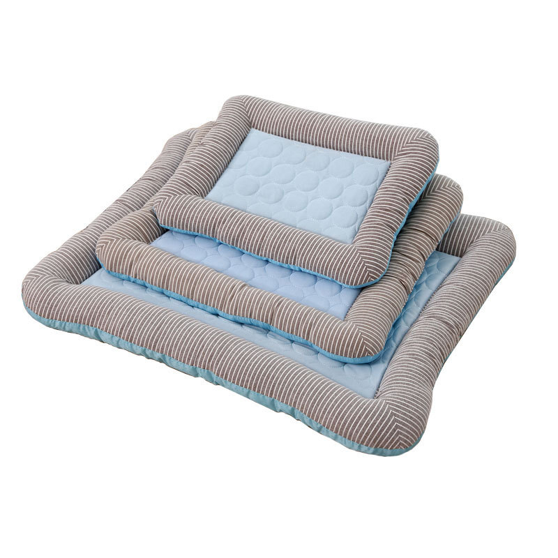 Factory Direct Supply summer pet cooling mat medium and small dog nest dog mat cat ice silk sleeping mat pet cooling supplies