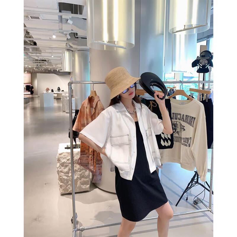 Same Style as Vc, Personalized Signature Is Swag, White Loose Fit with Exposed Stitching, Can Be Used as a Jacket or Shirt