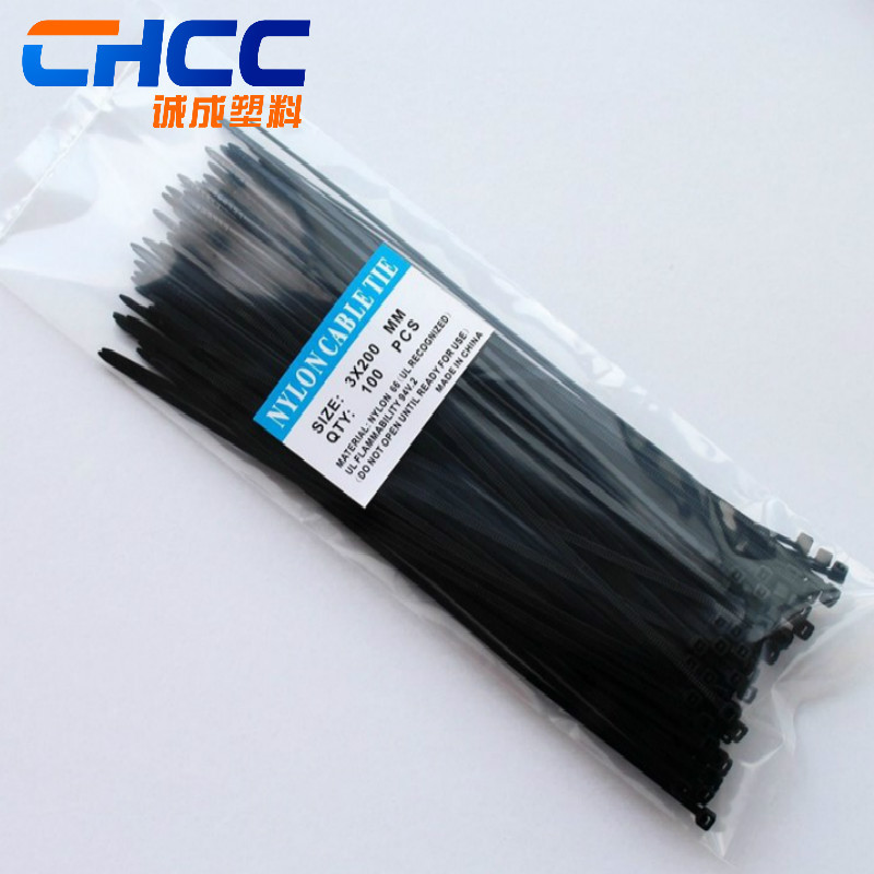 100 piezas de plástico nylon cable tie con especificaciones completas Venta al por mayor estándar nacional vendaje cable tie embalaje neutral ignífugo en stock