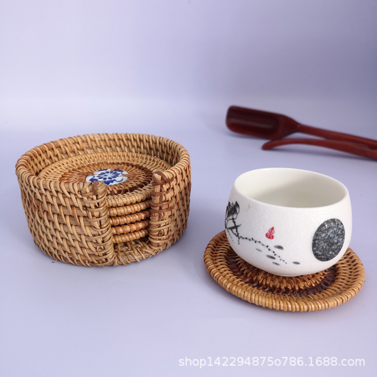 8cm 파란색과 흰색 도자기 컵 받침 세트 (6 패드 + 1 쉘)