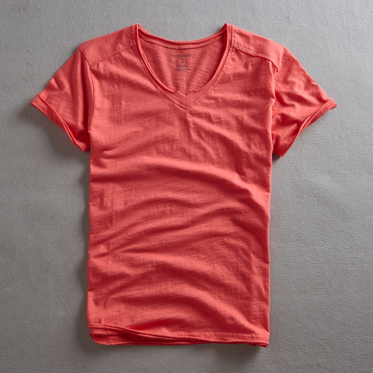 Verano 2023 Camiseta de manga corta de los hombres con cuello en V algodón slub casual color sólido fino algodón camiseta de los hombres al por mayor entrega de una sola pieza