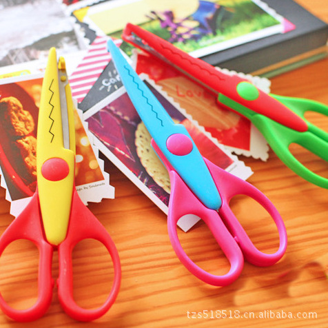 Tijeras de encaje para adultos para niños, todas las tijeras de seguridad de plástico/Tijeras hechas a mano no lastiman las manos al por mayor de 6 pulgadas