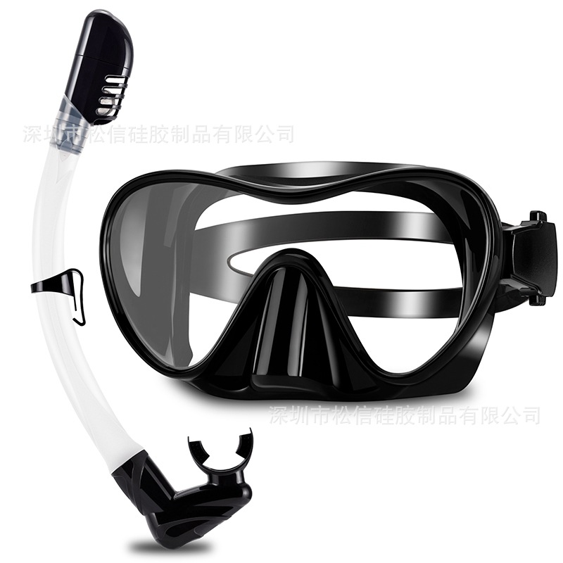 Snorkeling Mask Set with Anti-Fog Features, Including a Full Dry Breathing Tube and a Diving Mask for Free Deep Diving