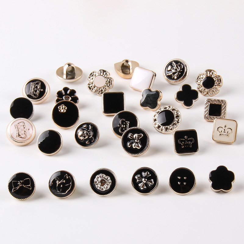 Exquisite women's fashion button square cuff decorative shirt button cardigan sweater women's top oil button Exquisite women's fashion button square cuff decorative shirt button cardigan sweater women's top oil button