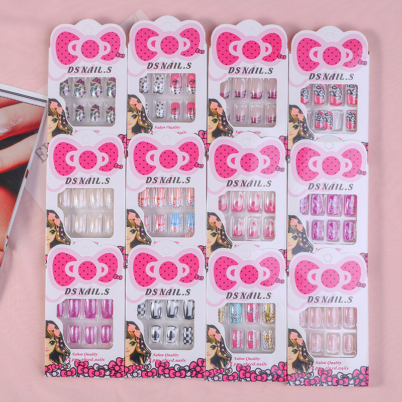 New Korean Style Long and Short Glue Set Manicure Pieces Cartoon Colorful Student Nail Stickers Fake Nail Patches Wholesale