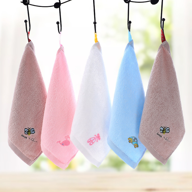 All cotton small square 25*25cm cartoon embroidered baby hook square towel children's face towel factory outlet All cotton small square 25*25cm cartoon embroidered baby hook square towel children's face towel factory outlet