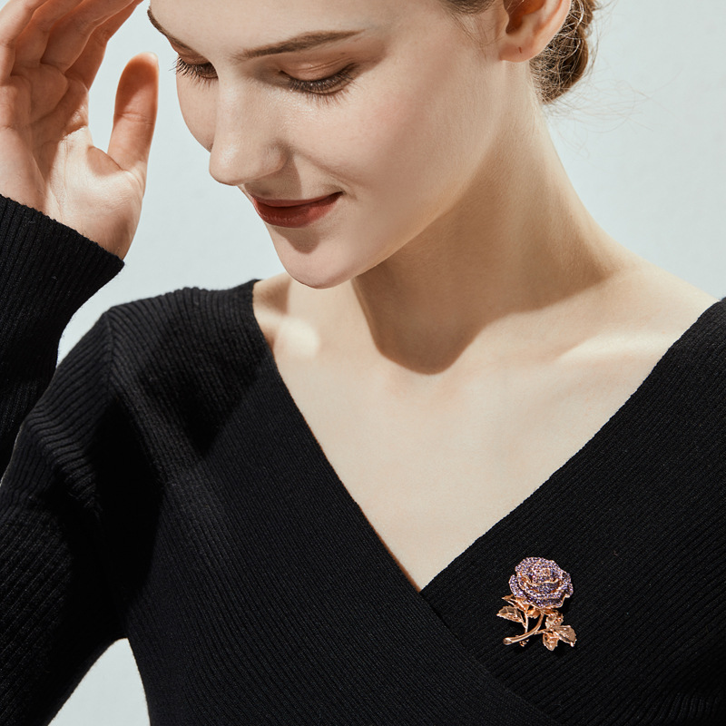 한국어 스타일 기질 장미 크리스탈 브로치 여성 패션 꽃 핀 실크 스카프 버튼 코사지 정장 버클 의류 액세서리