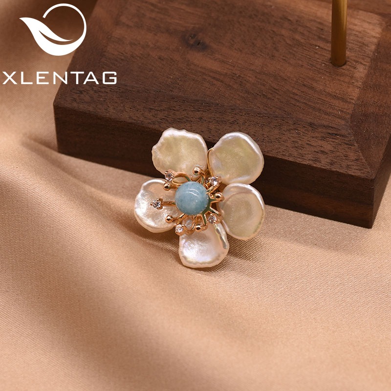 Corsage perla de alto sentido barroco perla flor broche temperamento versátil alta calidad PIN al por mayor natural