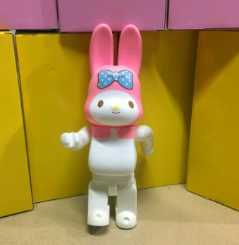 Бурабрикк конструктор? - неверно. Смысл: Bearbrick куклы лепные украшения 400