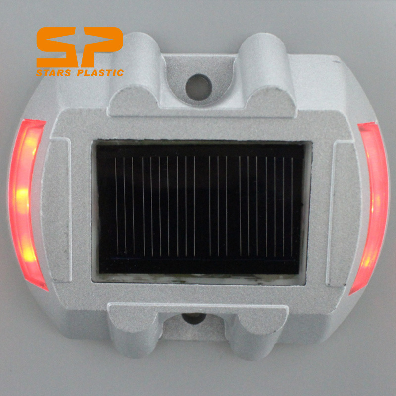 ̫���ܵ�������ȫ����LED��·͹���־�յ������Ʒ����ײ����