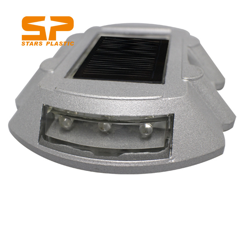 ̫���ܵ�������ȫ����LED��·͹���־�յ������Ʒ����ײ����