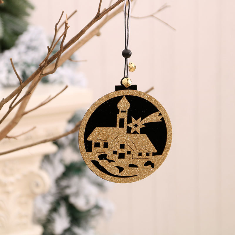 Adornos navideños árbol de Navidad colgante de alta gama de madera hueco tridimensional pequeño colgante hotel centro comercial ventana puerta colgante