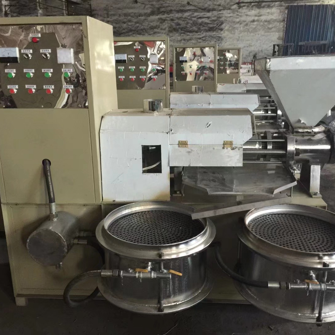 配滤缸油菜籽榨油机 全自动螺旋榨油机 冷热两用条排榨油机出油净