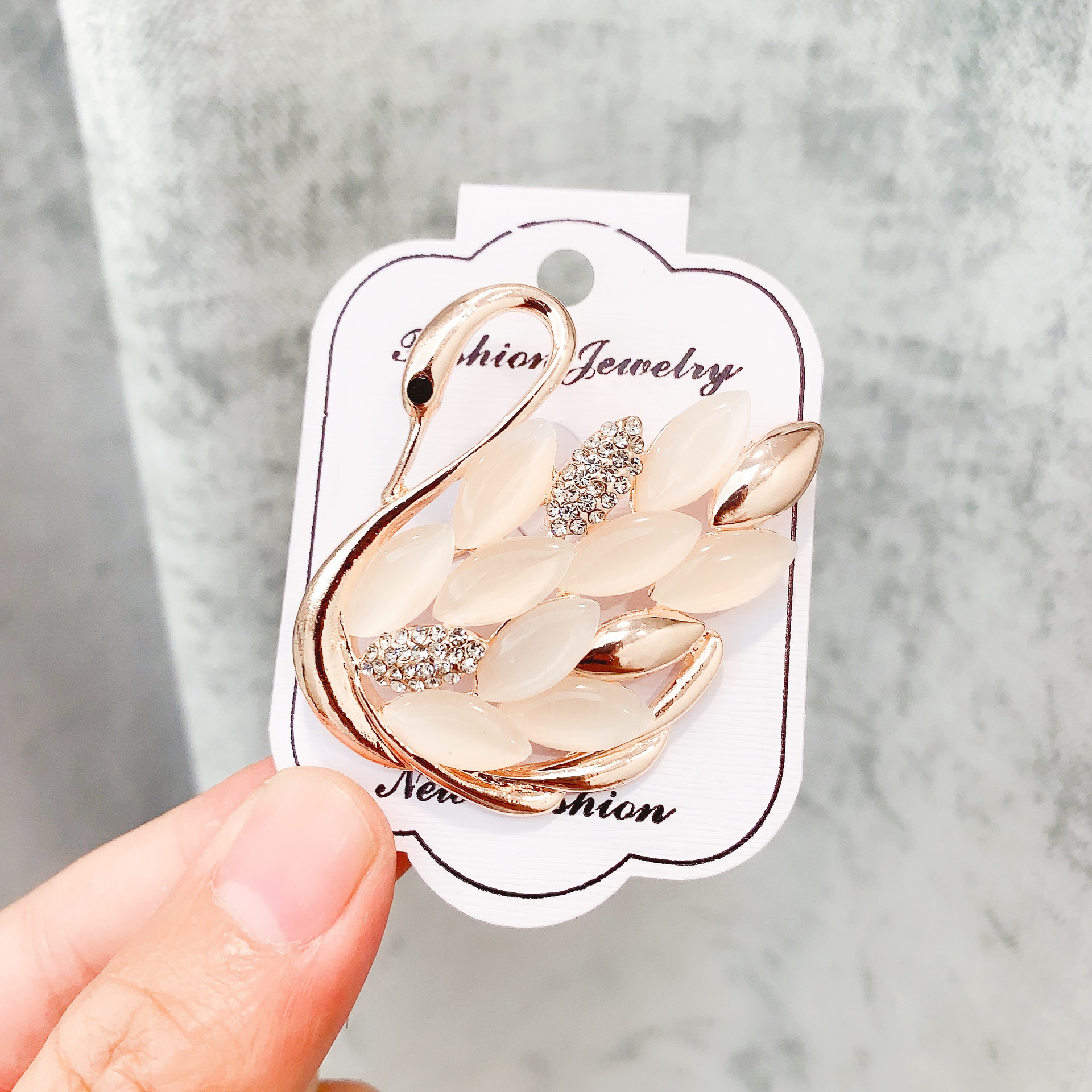 Creativo nuevo broche de alto grado de aleación rhinestone ramillete perla pin accesorios de moda fábrica directa en stock