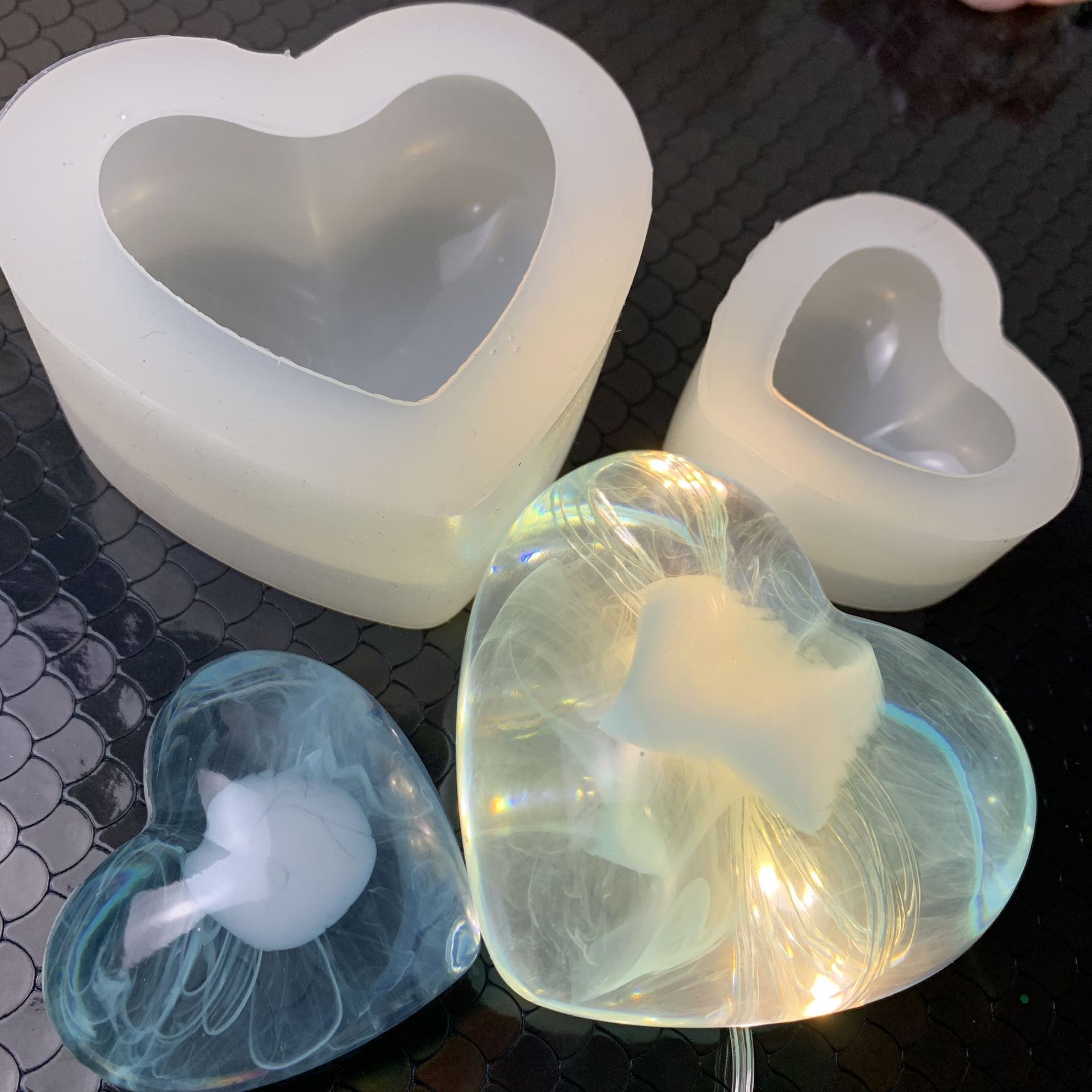 DIY cristal epoxi aromaterapia yeso espejo silicona tamaño tridimensional amor corazón epoxi molde joyería Decoración