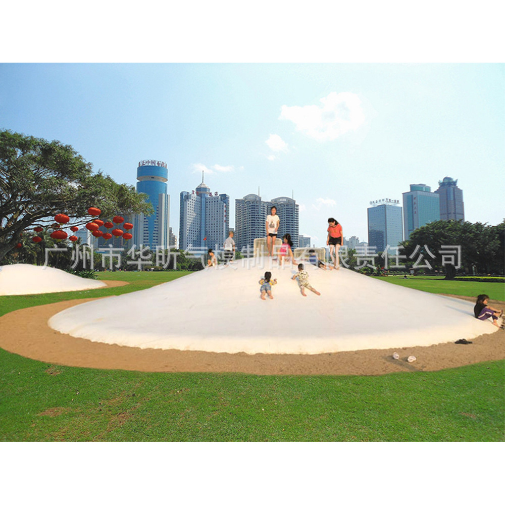 农庄充气蹦床景区充气大蹦床亲子农场沙窝蹦蹦云彩虹弹跳床充气包