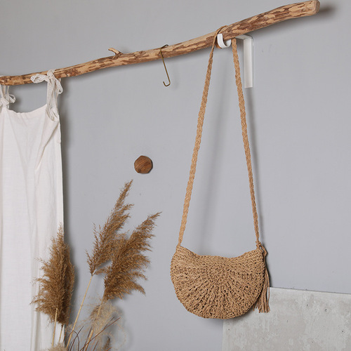 One piece drop shipping manufacturer wholesale straw bag single shoulder crossbody women's bag fashionable small capacity forest style beach vacation bag