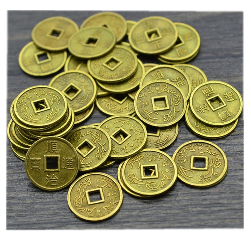 A variety of alloy five Emperor money six emperor money ten Emperor money brass antique coins small copper accessories manufacturers wholesale