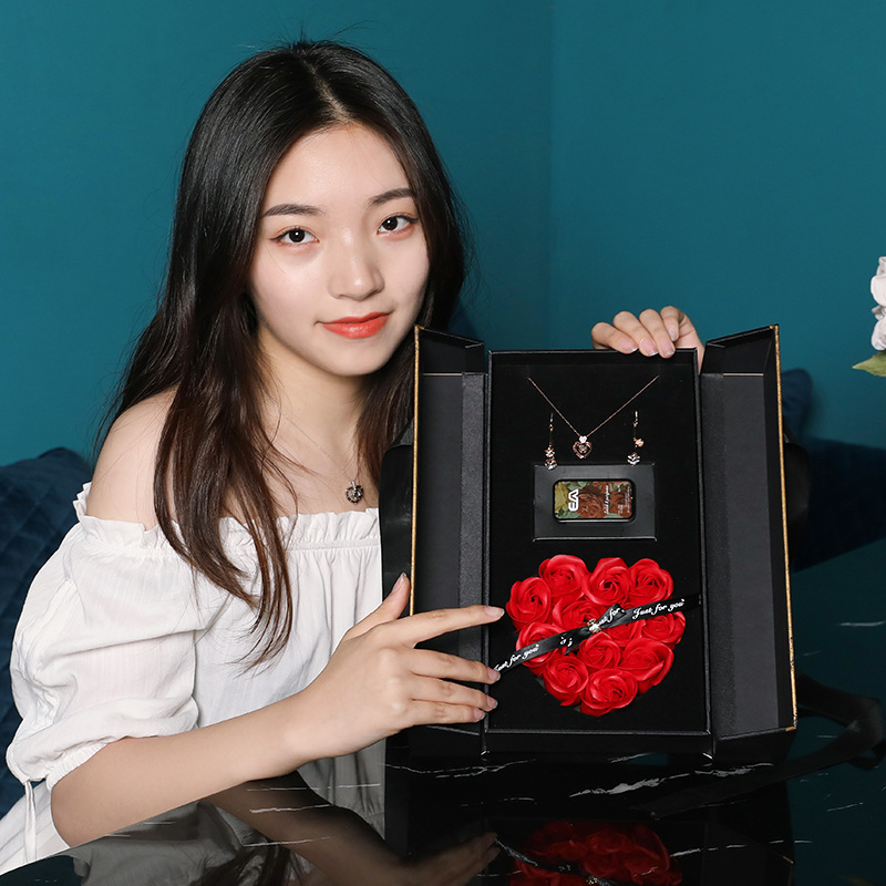 情人节玫瑰花首饰项链礼品包装盒  创意圣诞送老婆女生日礼物盒