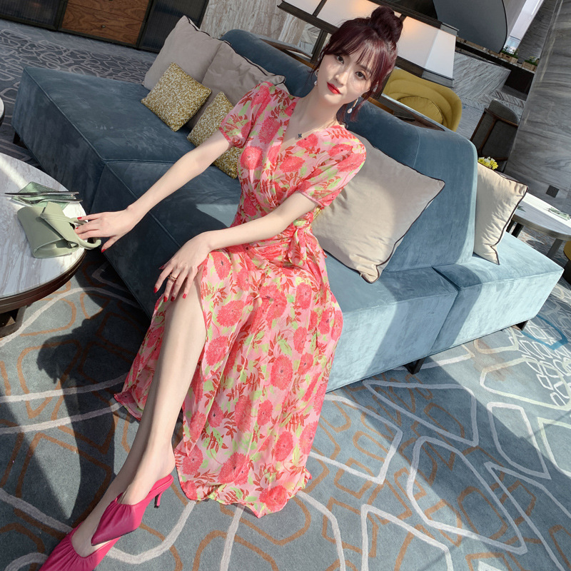 Đầm maxi nữ cổ V cao eo in họa tiết voan dài — Đỏ dưa hấu