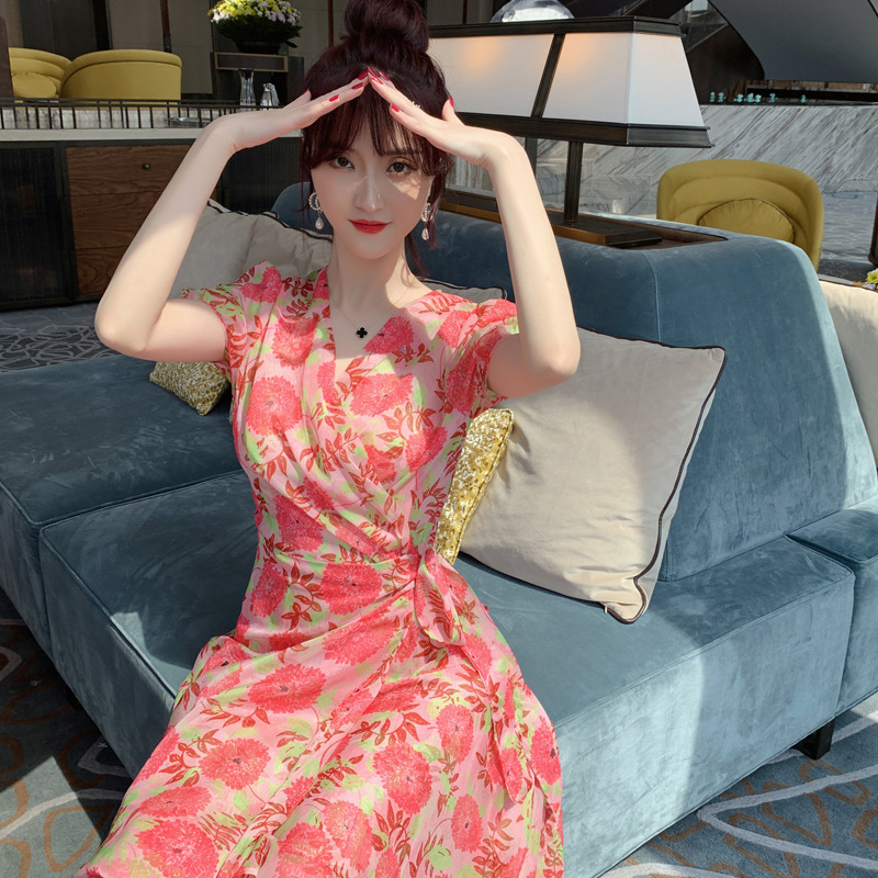 Đầm maxi nữ cổ V cao eo in họa tiết voan dài — Đỏ dưa hấu