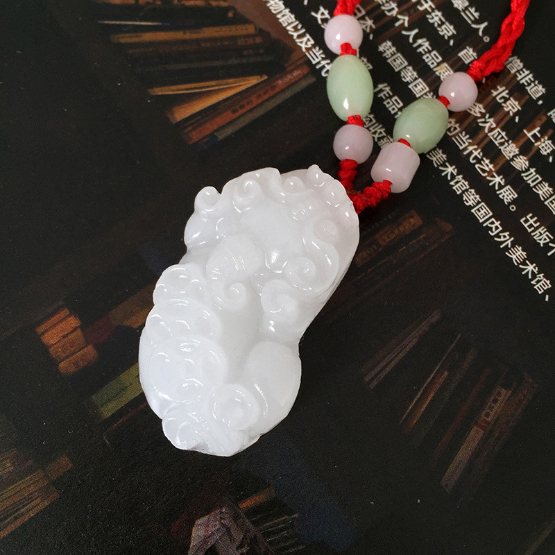 Wholesale Afghan White Jade Back Money Pixiu Pendant Men's and Women's White Jade Money Pixiu Jade Pendant Gift