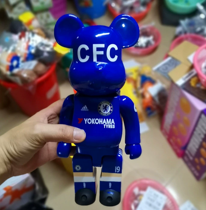 Бурабрикк конструктор? - неверно. Смысл: Bearbrick куклы лепные украшения 400